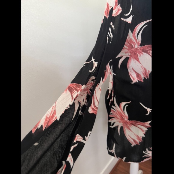 Floral Roxy Mini Dress - Picture 3 of 4